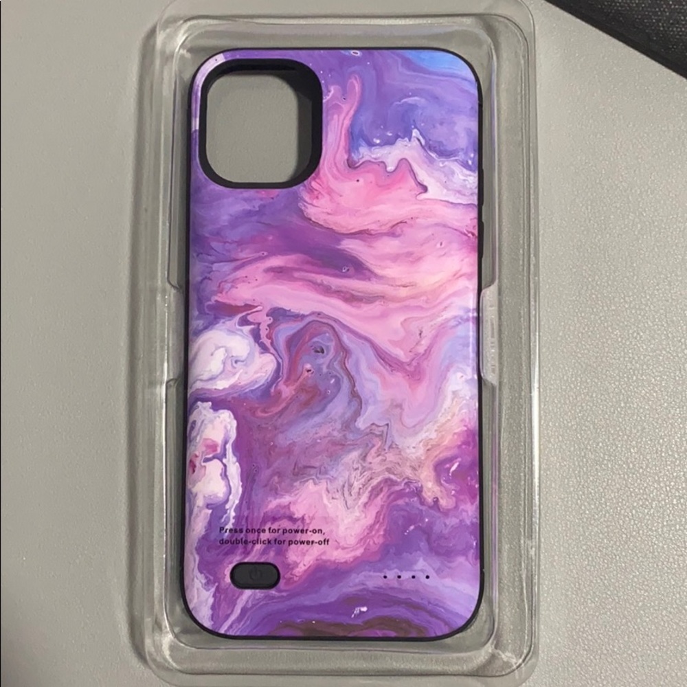 iPhone 11 Charging Case